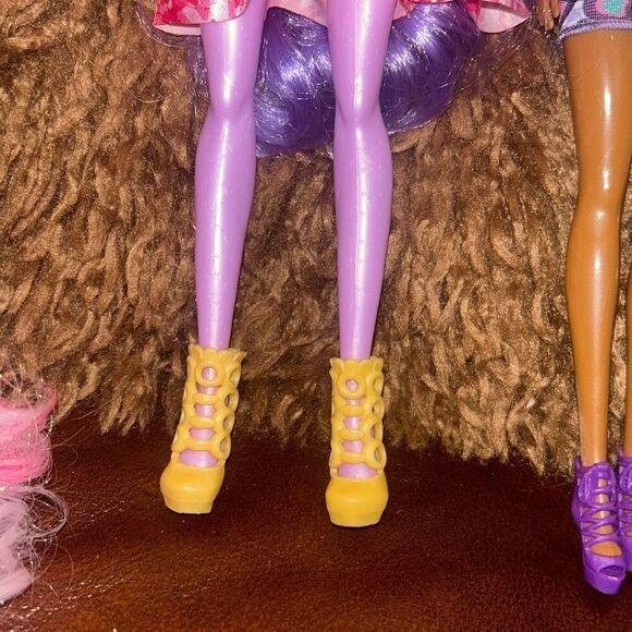 Doll Lot - Picture 8 of 10